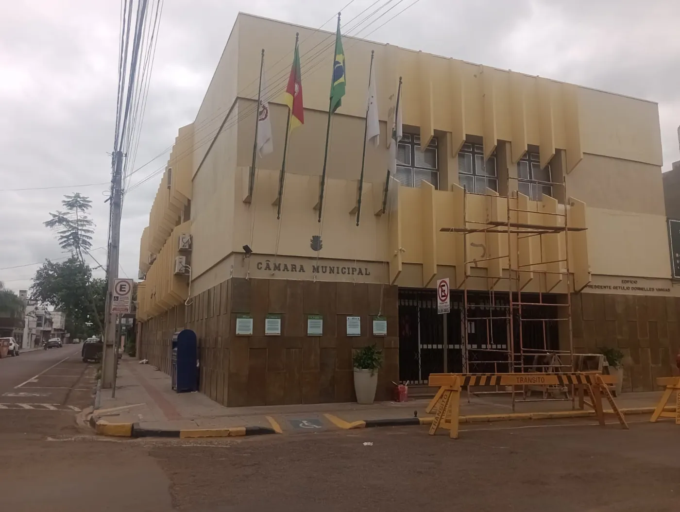 Fachada da Câmara Municipal de São Borja restaurada
