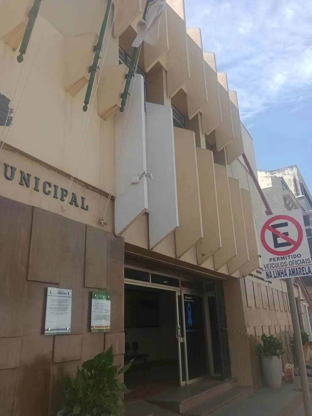 fachada da Câmara Municipal de São Borja em restauração, foto 2